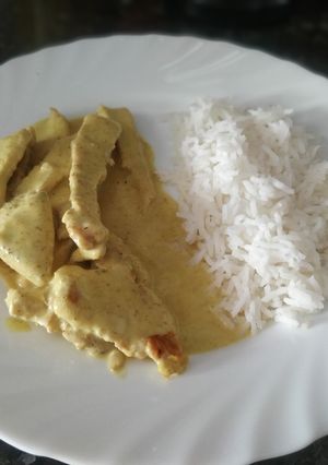 Una foto de Pavo al curry con leche de coco