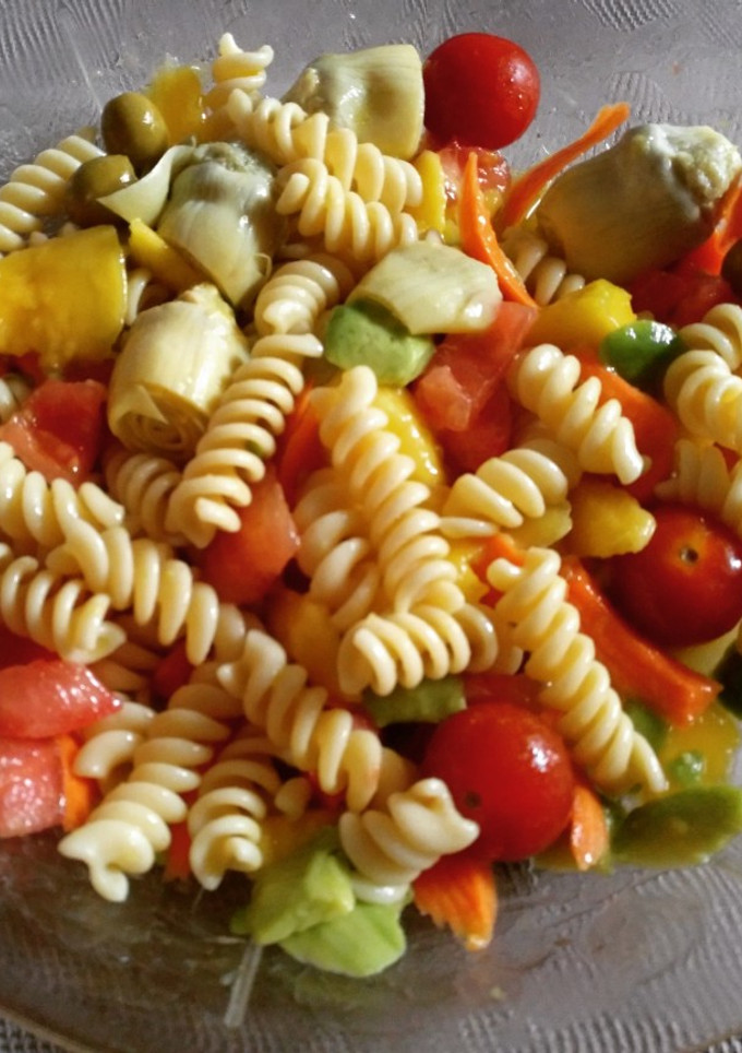 Una foto de Ensalada de pasta Fusilli