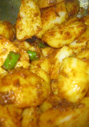सूखे   आलू (Sookhe aloo recipe in Hindi) रेसिपी मुख्य फोटो