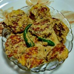 A picture of Egg potato korma.
