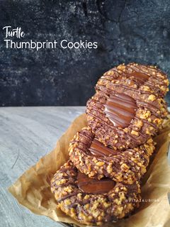 Foto resep Turtle Thumbprint Cookies