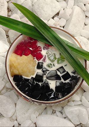 Hình của món Chè sương sa hạt lựu.