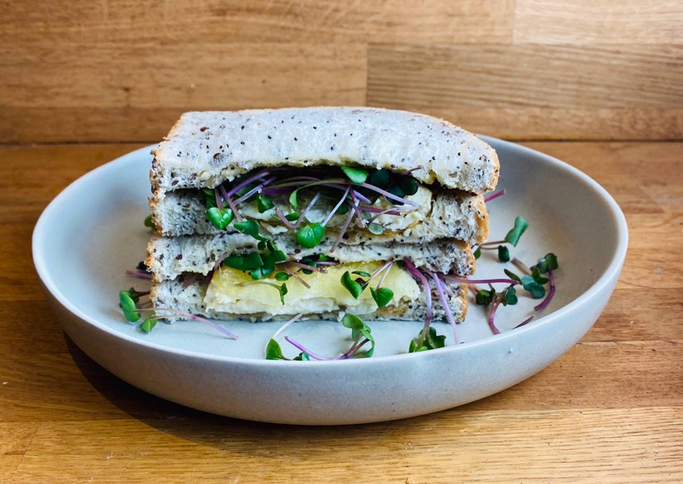 Fried (tofu) Egg & Cress sandwich ðŸŒ± #vegan