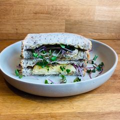 A picture of Fried (tofu) Egg & Cress sandwich 🌱 #vegan.