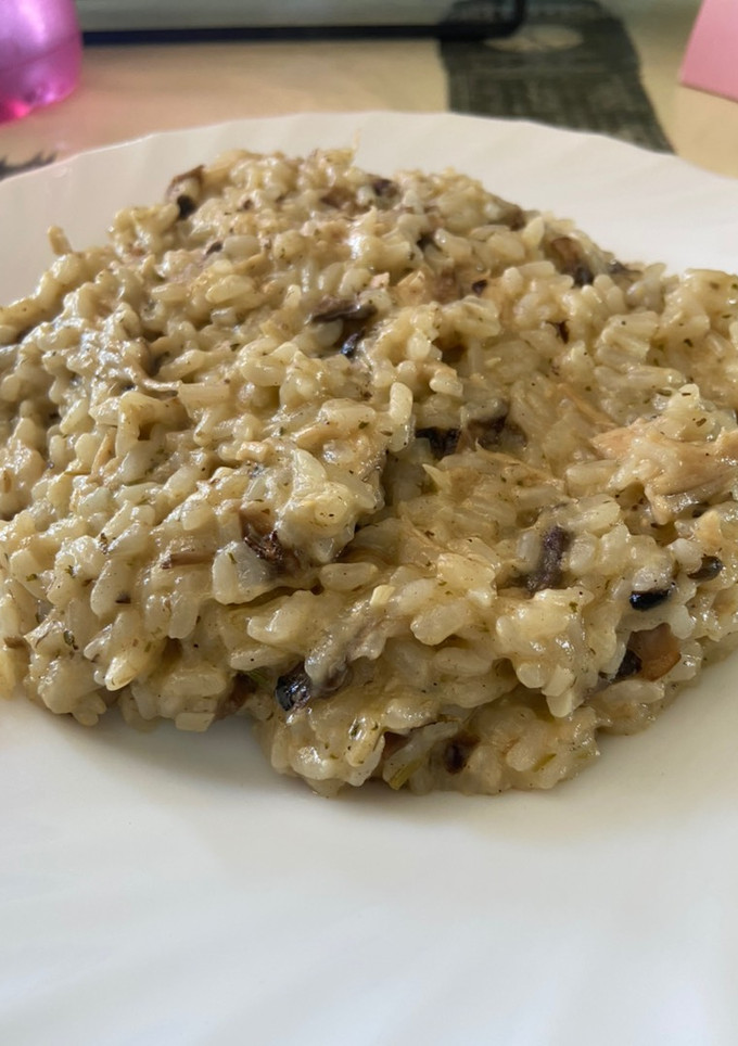 Una foto de Risotto de pollo y champiñones con Mambo
