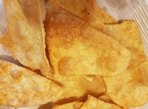 Una foto de Wantán frito