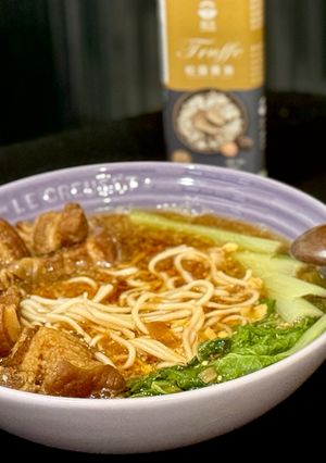 速成料理 | 松露醬油湯麵 的食譜成品照片