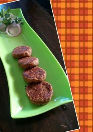 A picture of Rajma Galawate Kabab.