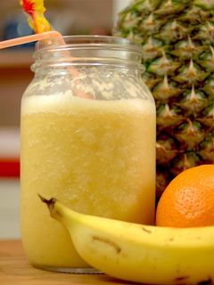 Una foto de Smoothie tropical {FitKen} 
