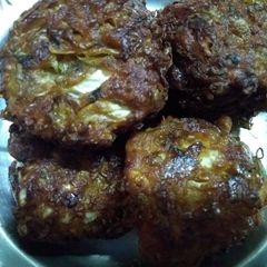 A picture of Mix vegetable fritters.
