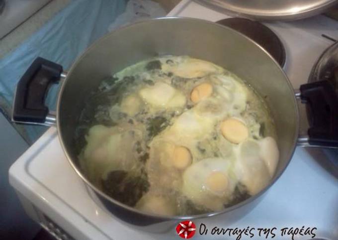 κύρια φωτογραφία συνταγής Χόρτα με αυγά