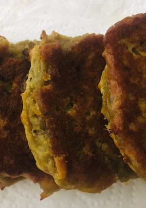 Una foto de BLINIS DE BATATA 🍠 😋😋🍠🎊 (Panquequitos aireados) 😋🤗
