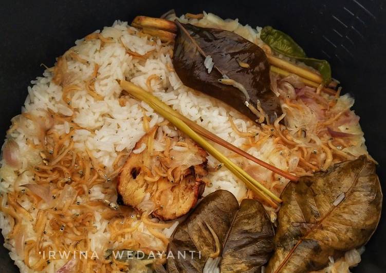 Resep Nasi Liwet Ricecooker yang Enak