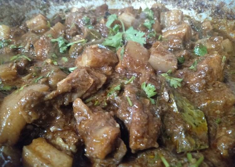 Simple Way to Make Quick Coorg Pork Curry