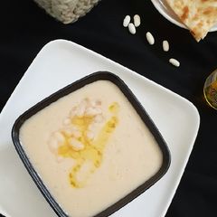 White bean creamy dal A picture of White bean creamy dal.