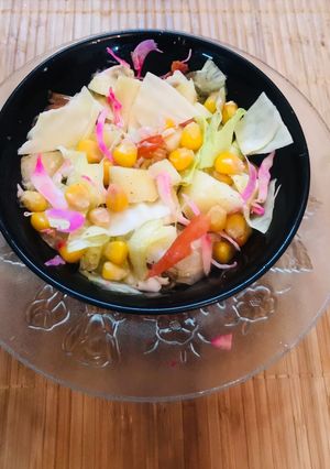 A picture of Healthy salad.