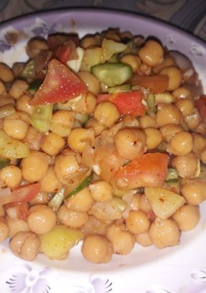 A picture of Healthy oil free vegetables. Protein carbohydrates complete meal in 1 dish chana chat.