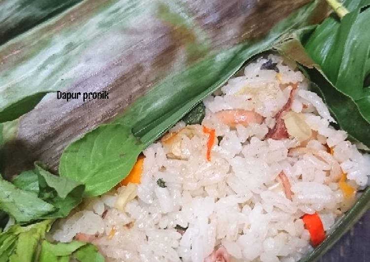 Nasi Bakar Cumi Asin