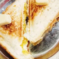 A picture of Bread Toast.