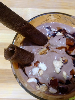 சாக்கோ பன்னீர் ஐஸ்கிரீம் (Choco Paneer Icecream Recipe in TAmil) செய்முறை முக்கிய புகைப்படம்