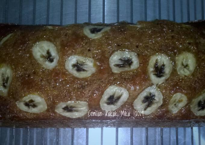 Resep Simple &amp; Moist Banana Cake / Easy, Yummy &amp; No Mixer Anti Gagal