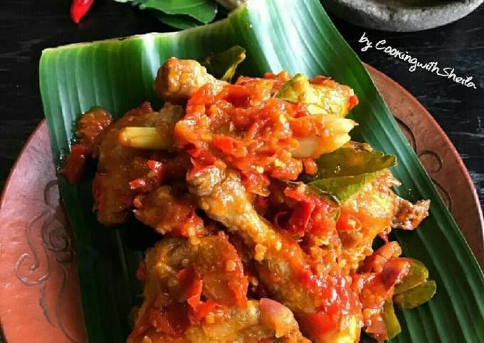 Ayam Goreng Saus Balado