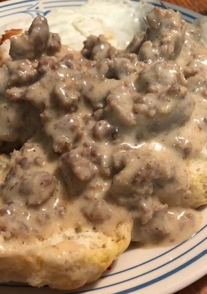 A picture of Sausage gravy.