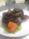Lomo braseado con puré de arvejas y verduras glaseadas