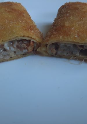 Zdjęcie przepisu Krokiety z kaszą gryczaną i kurkami.
