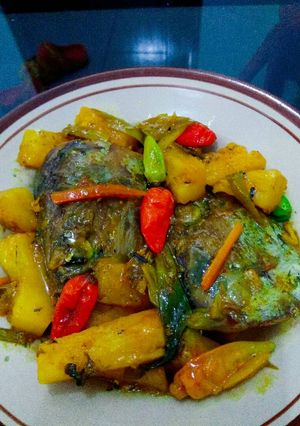 Foto resep Kepala ikan asam manis pedas(modifikasi resep pesmol)