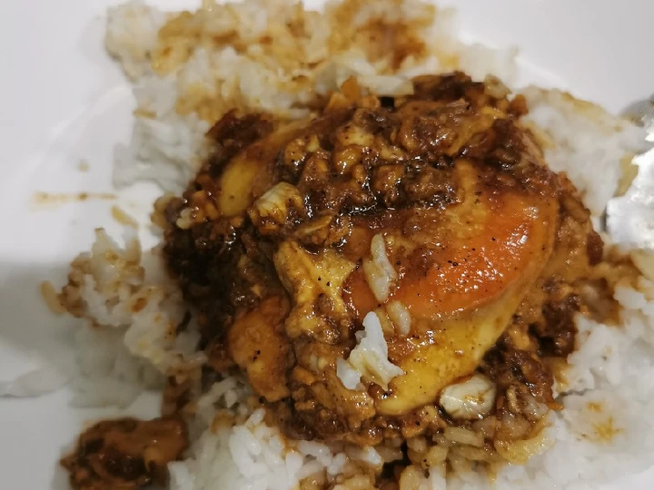 Langkah Gampang Membikin Resep Nasi telur pontianak rice cooker ala anak kost yang Uenak Anti Ribet, Sempurna