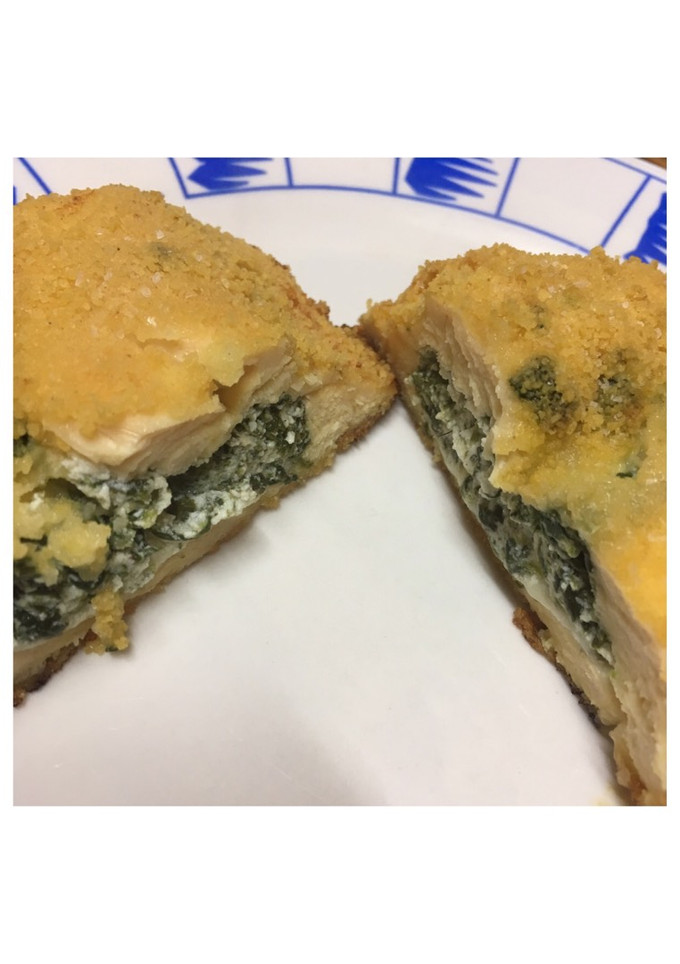 Una foto de Pechuga de pollo rellena de ricotta con espinacas