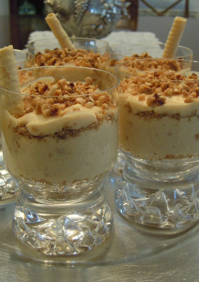 Una foto de Vasitos de mousse de turrón