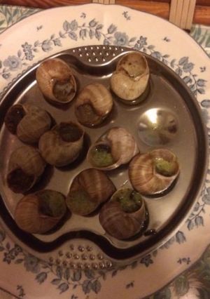 Une photo de Escargots à la crème d ail et persil