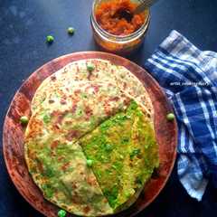 मटर के पराठे (mater ke parathe recipe in hindi) রেসিপির প্রধান ছবি