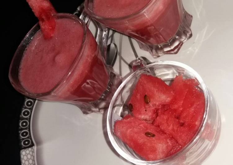 Recipe of Super Quick Homemade Watermelon Drink🍉🍉🍷