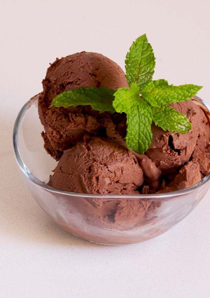 Una foto de Helado de chocolate casero