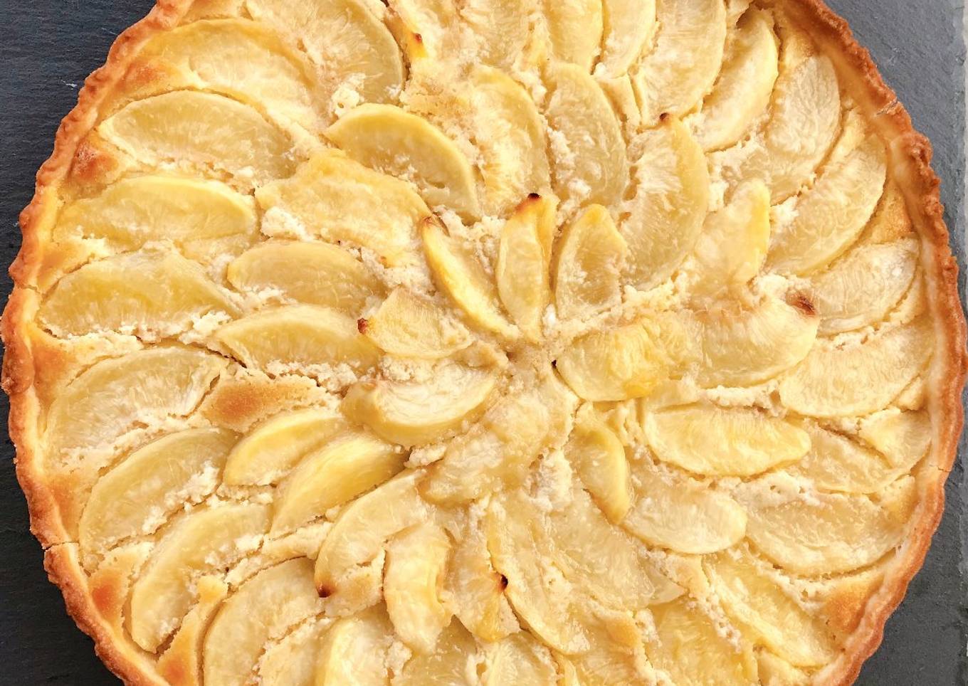 Tarte aux nectarines blanches