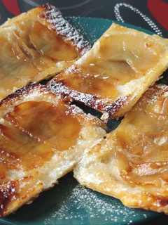 Almás-leveles süti recept fotója