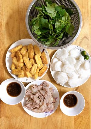 Hình của món Bún đậu mắm tôm.