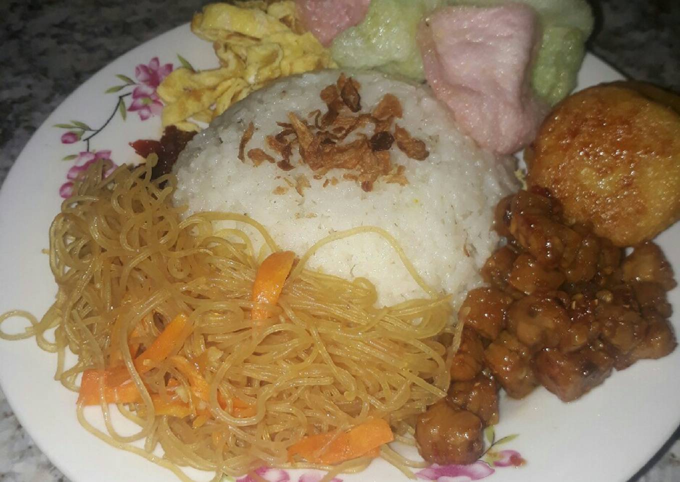 43. Nasi Uduk