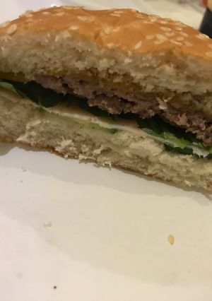 صورة لوصفة برجر لحم ولا الذ 😋🤤