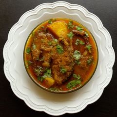 A picture of Potato Fish Curry.