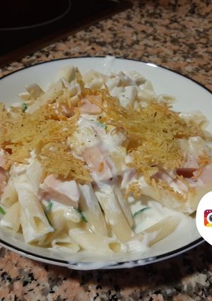 Una foto de Macarrones con Pavo y Queso