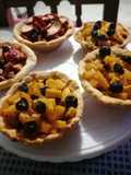 Tarta de manzana con mango y pasas