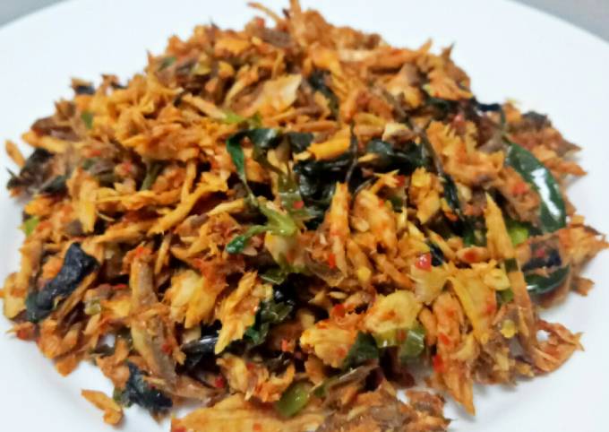 Bagaimana Menyiapkan Pampis Tongkol (Tongkol Suwir Pedas) yang Bikin Ngiler