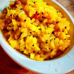 A picture of Peper Ghonto Raw Papaya Curry.