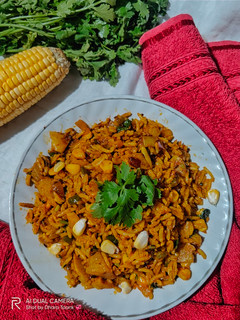 તવા પુલાવ(tava pulav recipe in Gujarati) રેસીપી મુખ્ય ફોટો