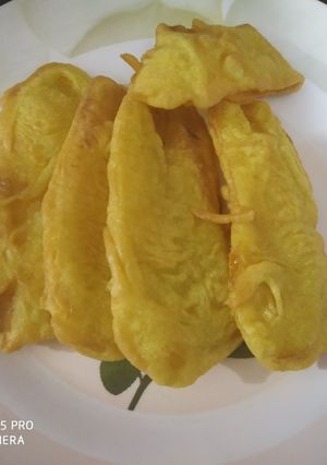 A picture of Banana Fritters / (Pazham Pori).
