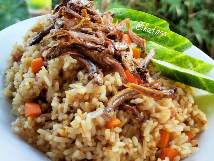 Standar Resep termudah bikin Nasi goreng teri simple yang istimewa